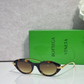 bottega veneta BV2110S