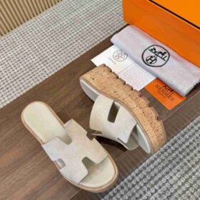 HERMES CY1032