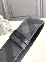 ⁦BURBERRY BELT 4 CM⁩ – תמונה ⁦4⁩