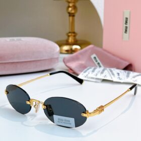 MIU MIU MUA54 Sunglasses
