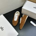 ⁦ALO YOGA PCY89⁩ – תמונה ⁦2⁩