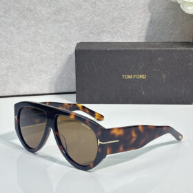 tom ford FT1044